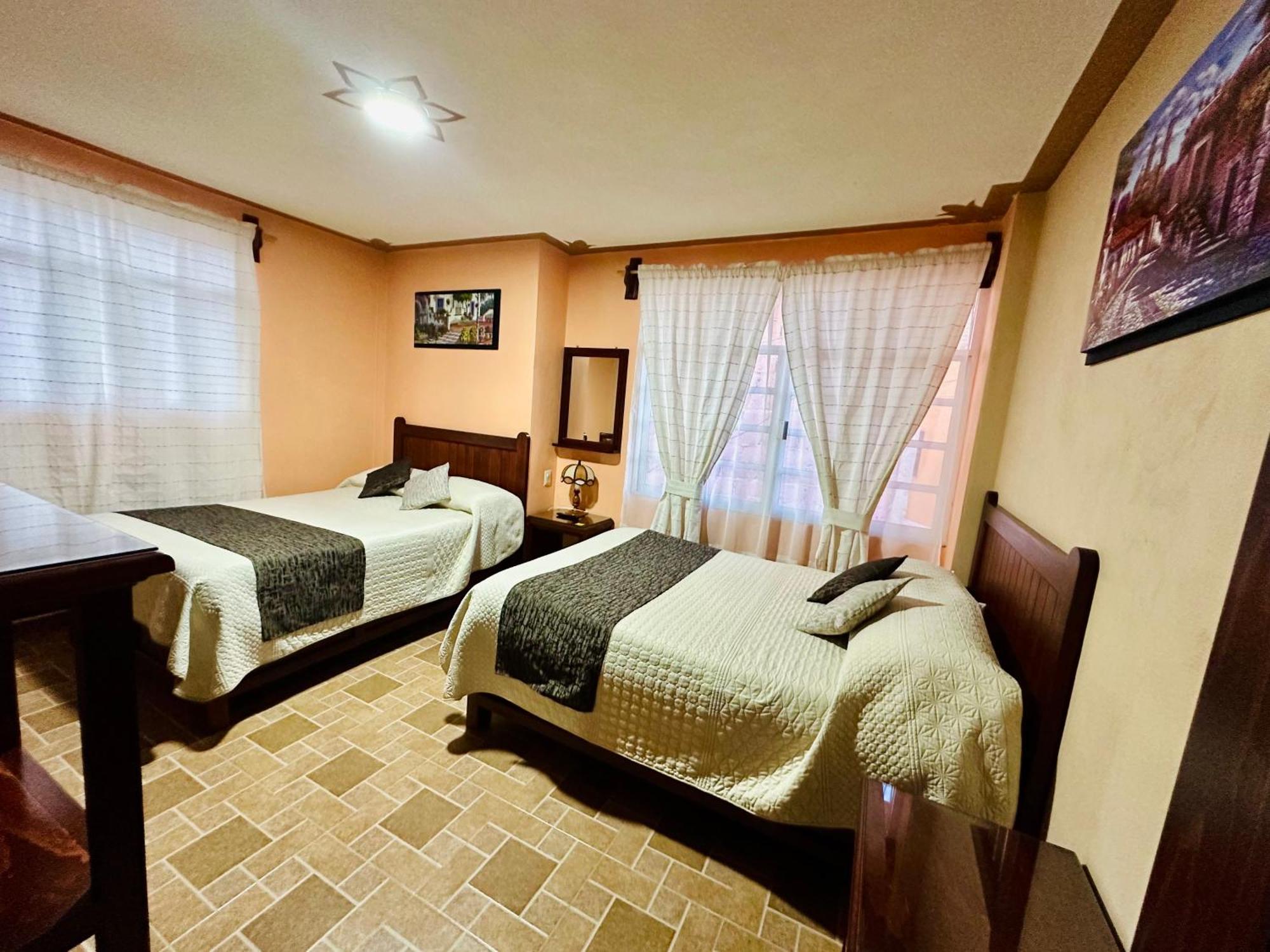 Hotel Monarca Tlalpujahua de Rayón Buitenkant foto