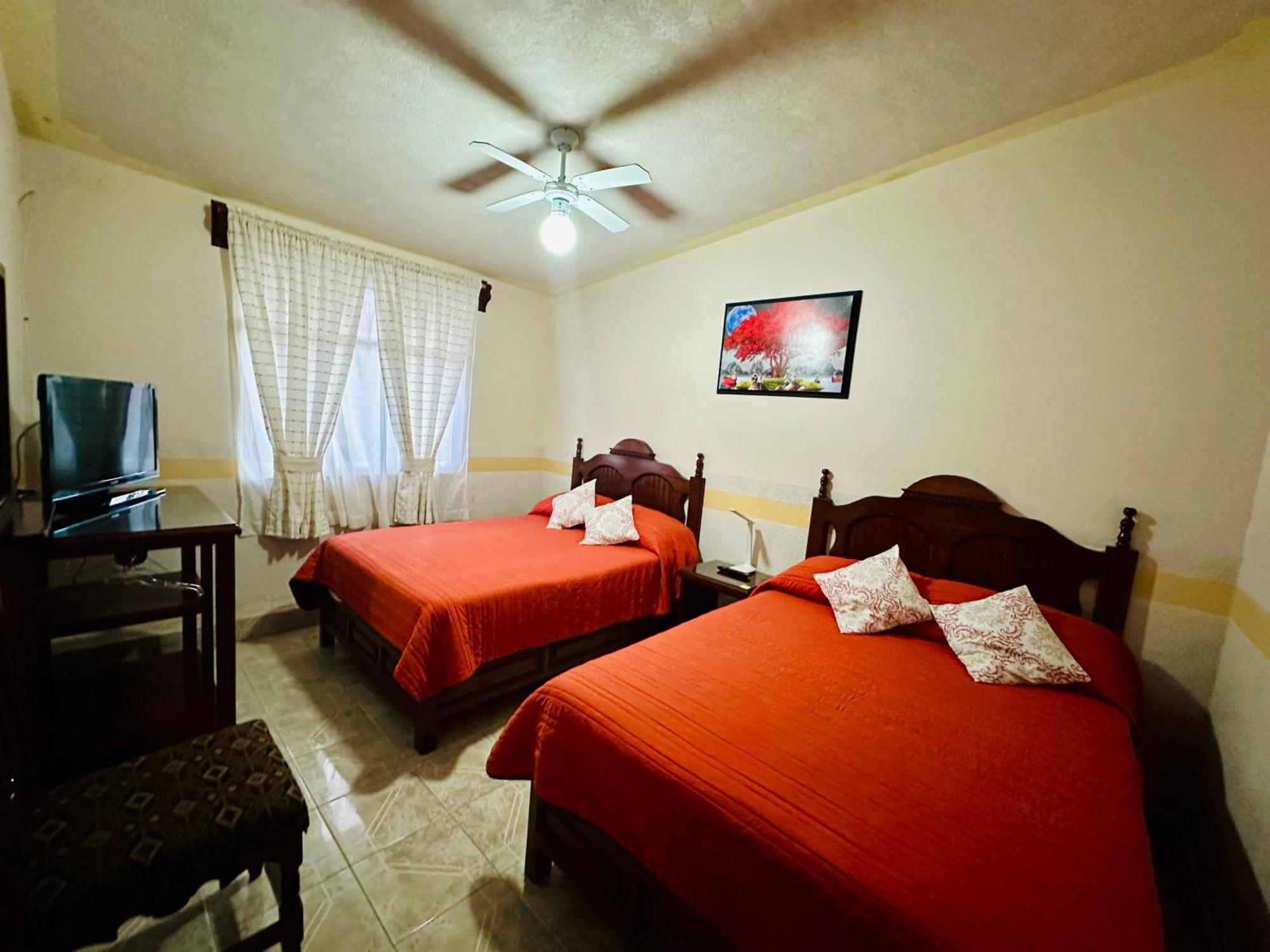 Hotel Monarca Tlalpujahua de Rayón Buitenkant foto